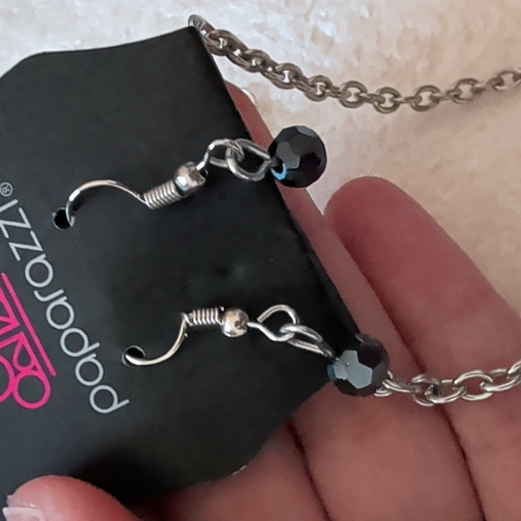 Paparazzi Midnight Silver Beaded Necklace With Earrings Set New - Picture 3 of 3